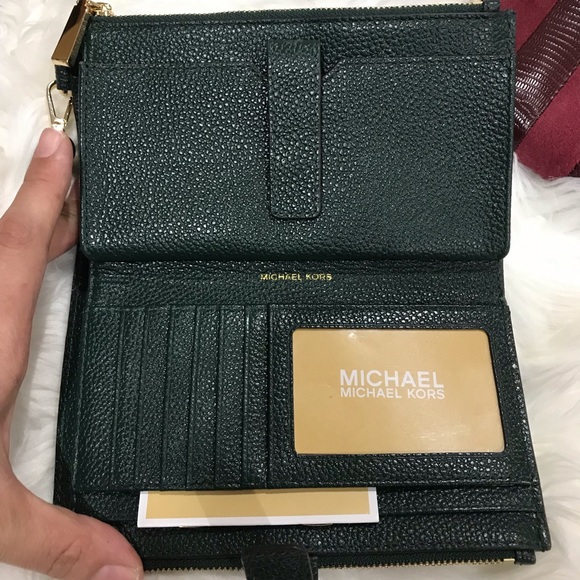 Firm❗️Michael Kors Double Zipper wallet/phone case - Picture 3 of 8